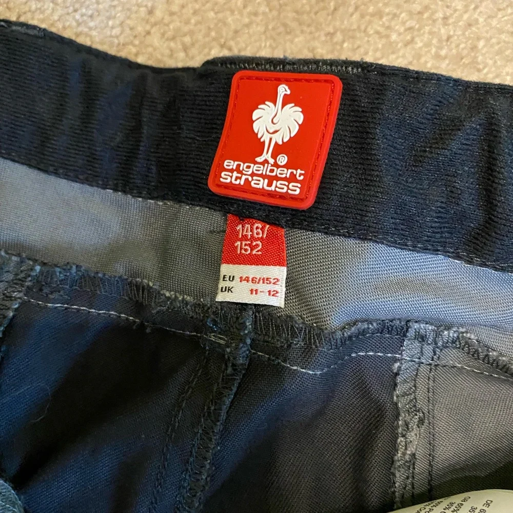 Boys Cargo pants size 12. Amazing quality! Super functional and Built to last. - Picture 7 of 11